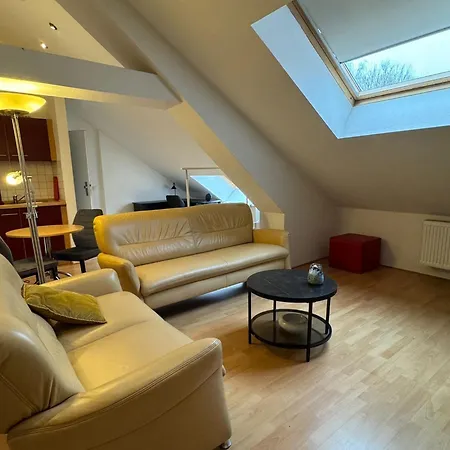 Helles Appartment, Wlan, Netflix, Naehe Chio 伍尔瑟伦