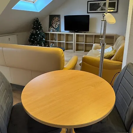 Helles Appartment, Wlan, Netflix, Naehe Chio Appartement *