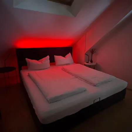 Helles Appartment, Wlan, Netflix, Naehe Chio Appartement