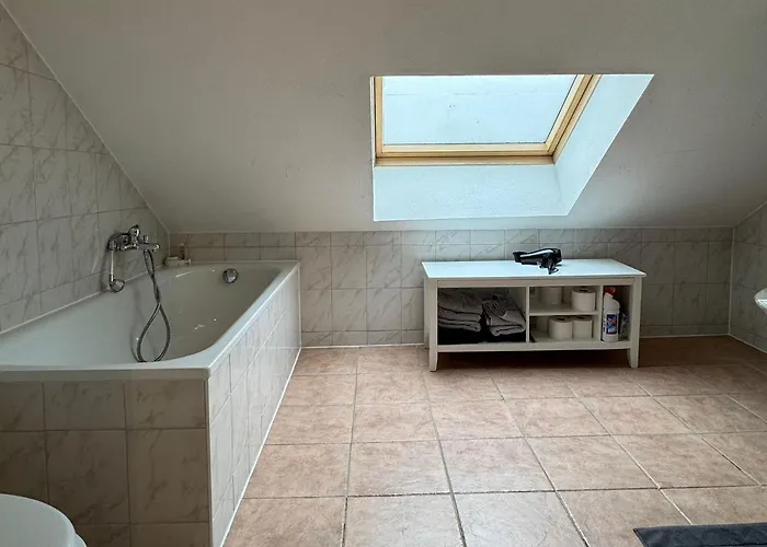 公寓 Helles Appartment, Wlan, Netflix, Naehe Chio *